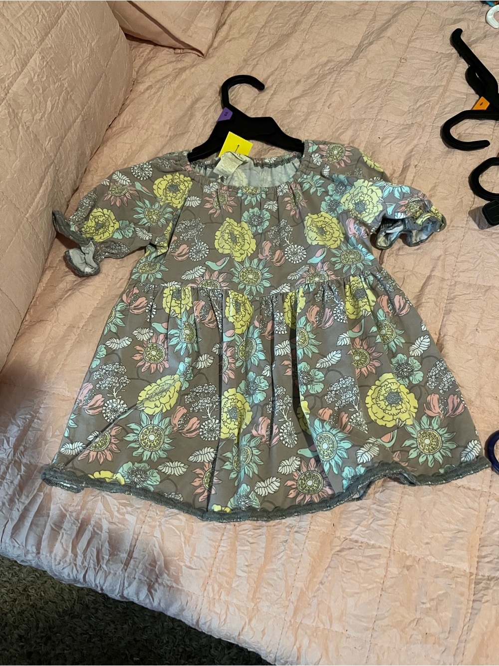 Girls Floral Puff Sleeve tunic in Taupe with Pastels bc
